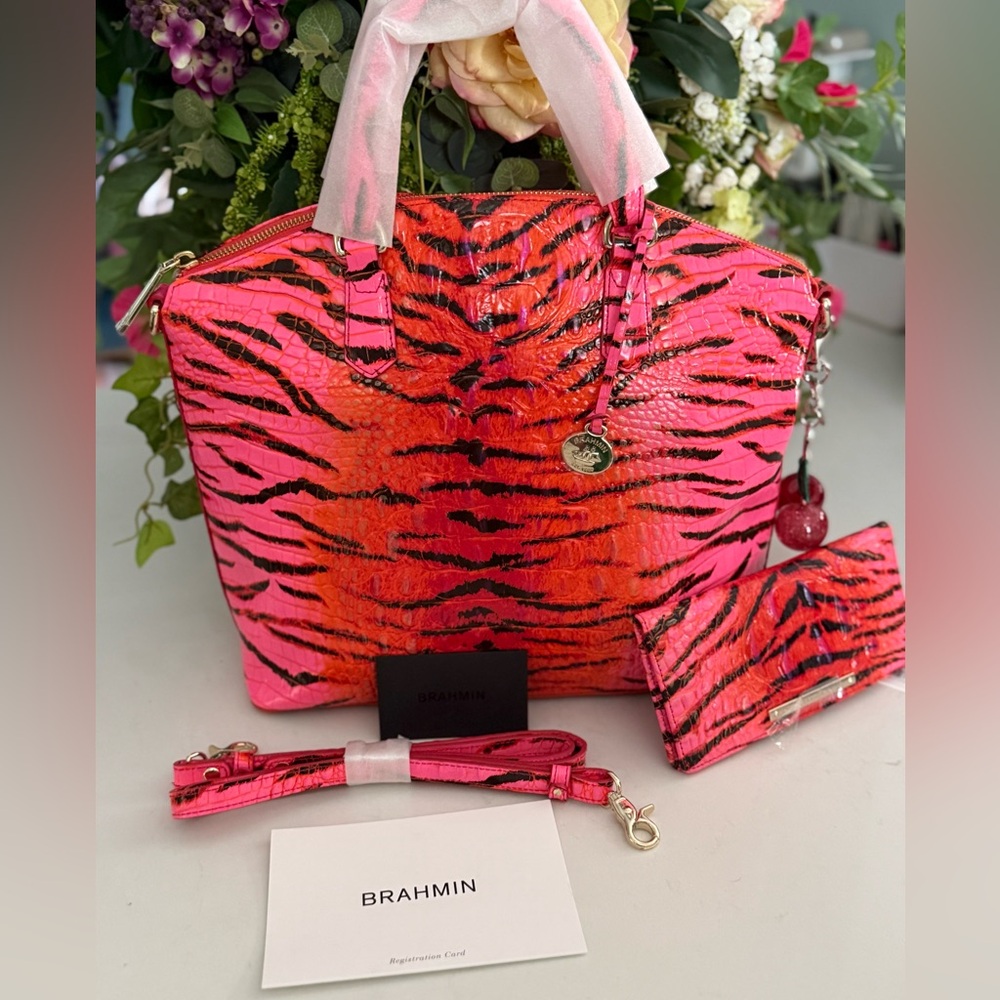 Brahmin Lg Duxbury Pink Feline Ombre Melbourne Leather Satchel & Ady Wallet NWT - Picture 11 of 11